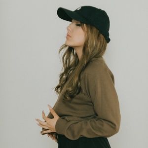 Richer or poorer cropped sweatshirt